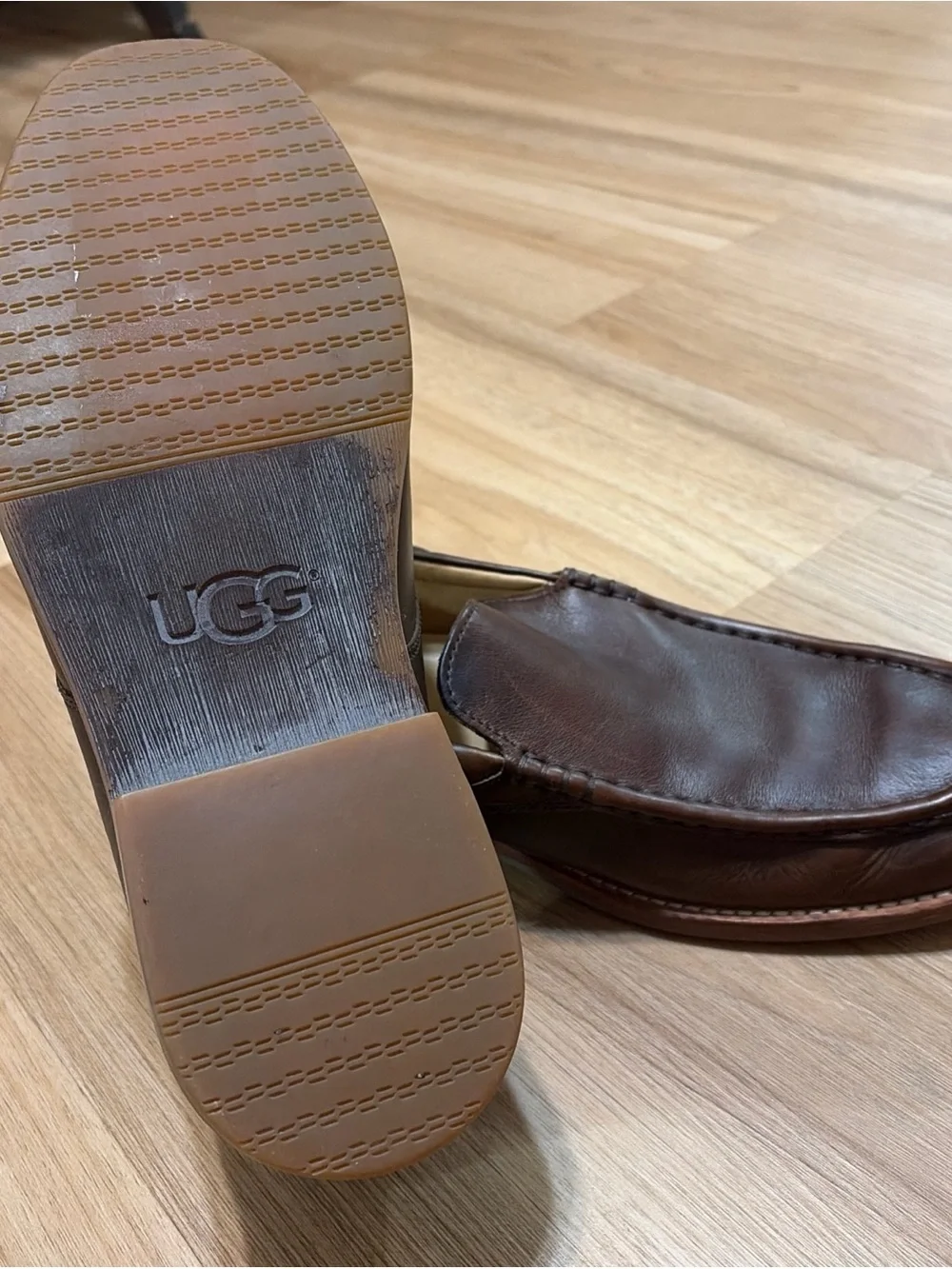UGG Mens 11.5 Brown Leather Slip On Loafers Moc Toe Comfort Casual Shoes EU45